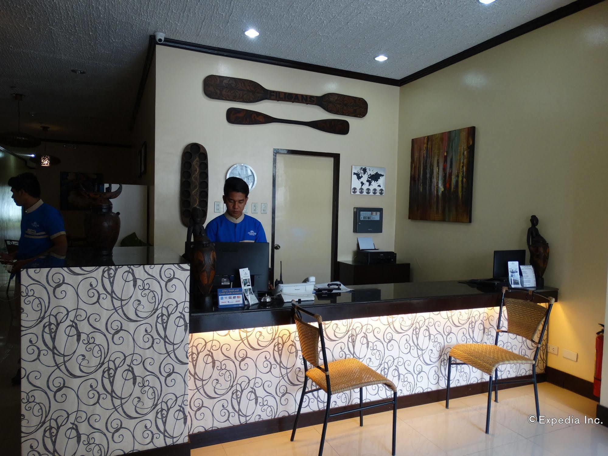 Hotel Reddoorz Near Rizal Junction